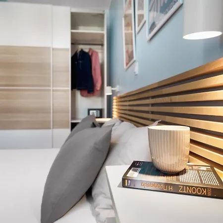 Thyme Brand New 1bd In The Heart Of *