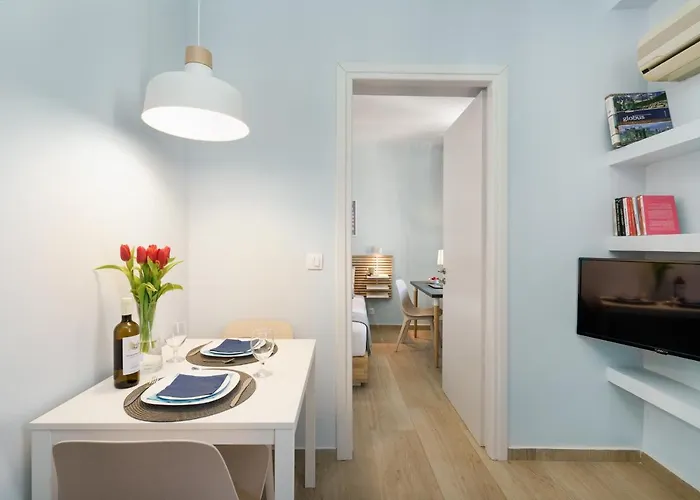 Thyme Brand New 1bd In The Heart Of *