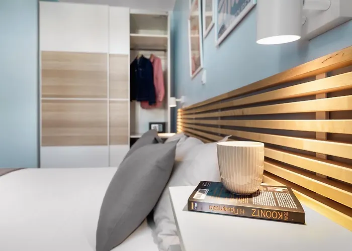 Thyme Brand New 1bd In The Heart Of *